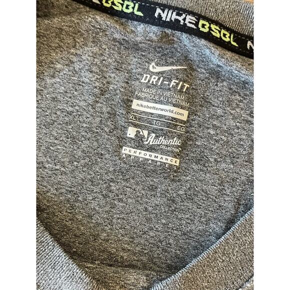 Nike Gray Yankees Baseball Tee - Picture 3 of 5